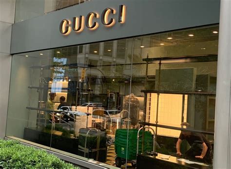 gucci vancouver reviews|Gucci slides Vancouver.